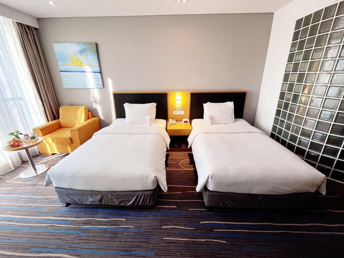 Holiday Inn Express Shijiazhuang Heping, an IHG Hotel Bagian luar foto