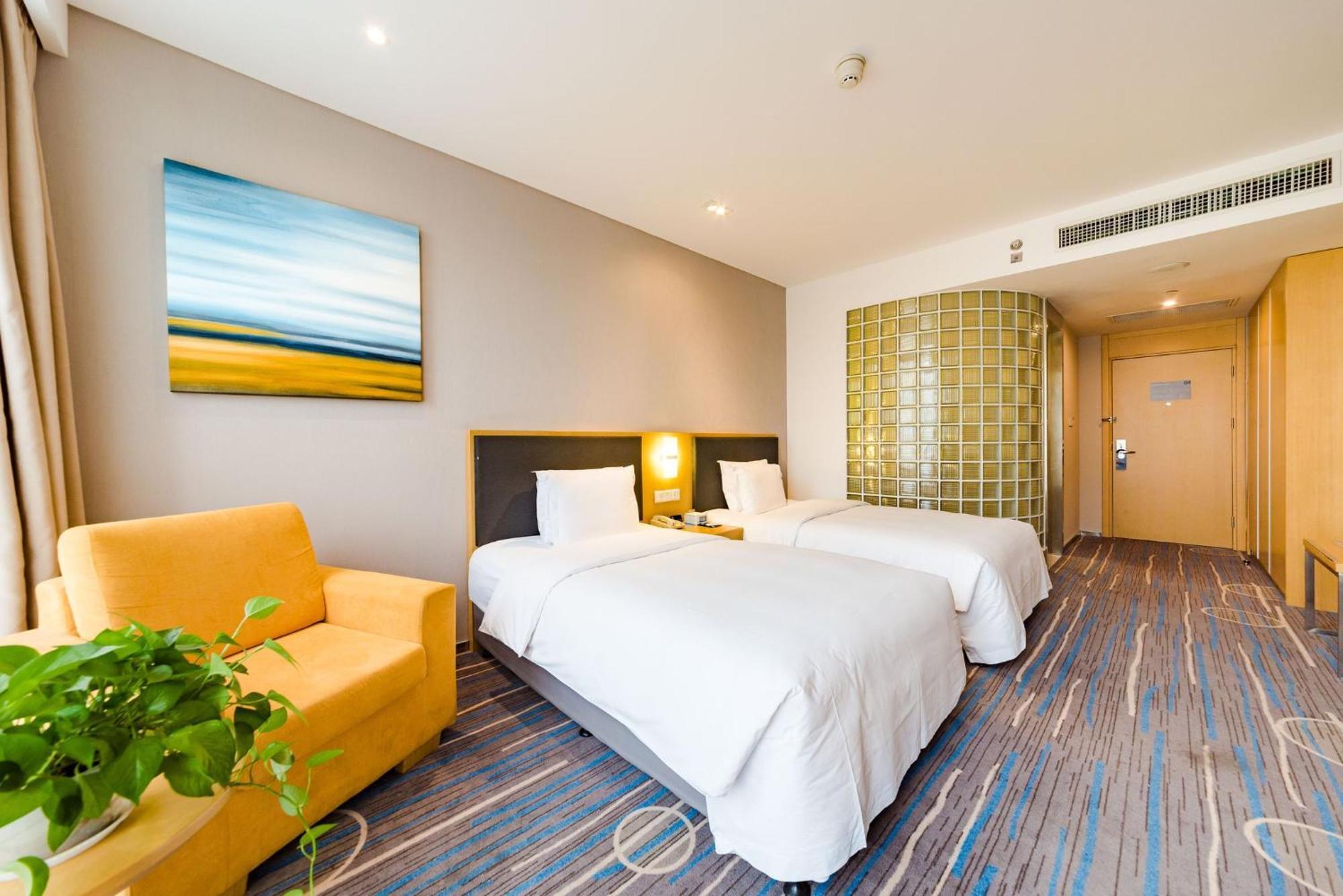 Holiday Inn Express Shijiazhuang Heping, an IHG Hotel Bagian luar foto